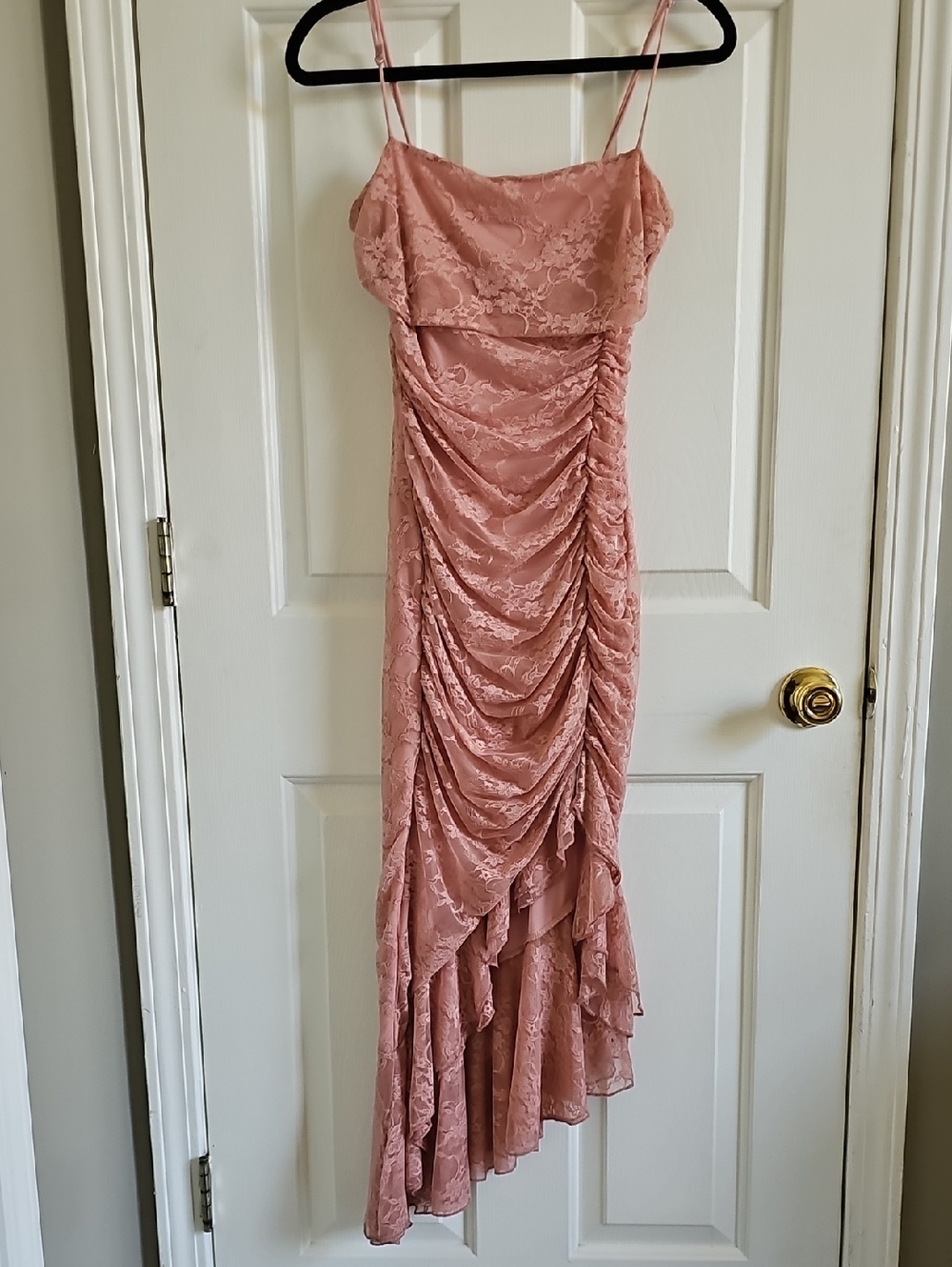 NWOT | Windsor Dusty Rose Lace High-Low Ruched Slip Dress